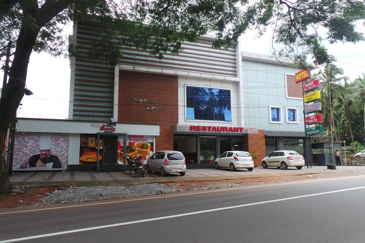Hotel Wayanad Regency Kedavūr Exterior foto